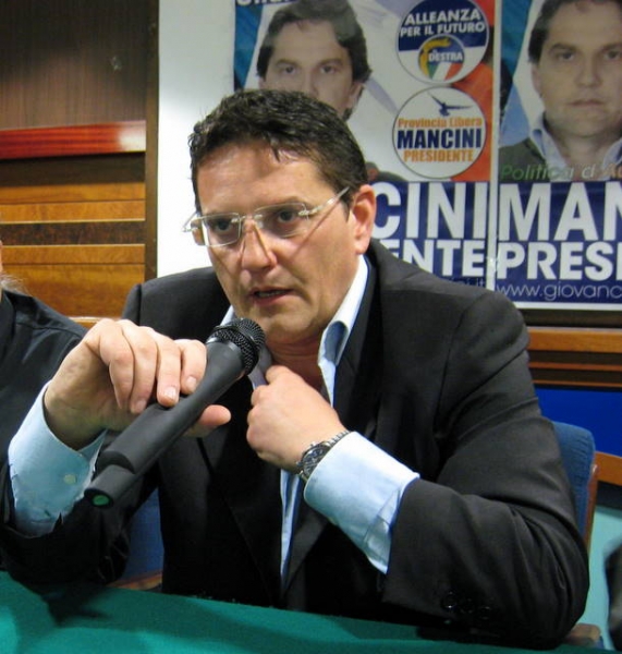 Il consigliere provinciale Mancini (La Destra)