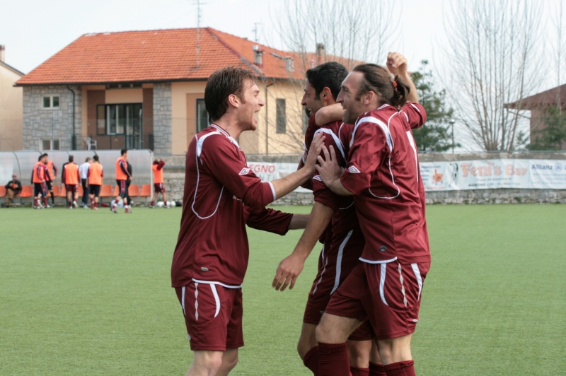 Alberto Bernardi esulta con Galuppi