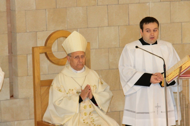 Il vescovo di Trivento-Agnone, monsignor Domenico Scotti