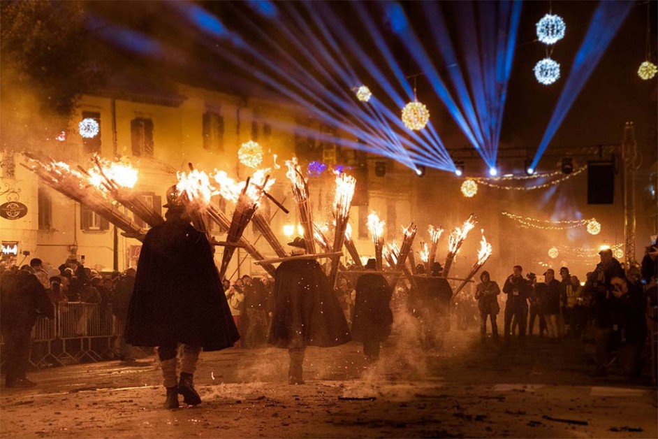 Agnone Il 3 dicembre la Festa dei fuochi rituali di tutto il Molise, tra Ndocce, Faglia