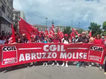 cgil-manifestazione-napoli-260271.large.webp
