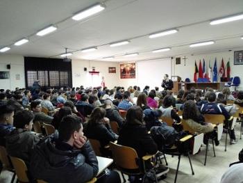 foto-incontro-studenti.jpg