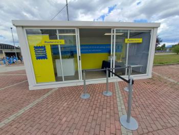 Il-desk-di-Poste-Italiane-allestito-a-Castel-di-Sangro1.JPG