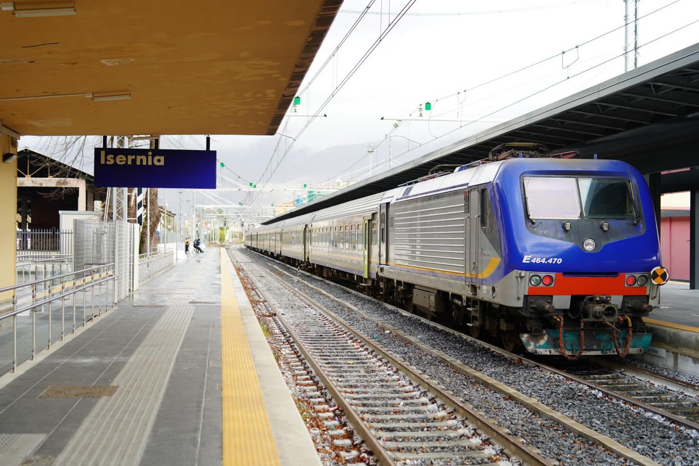 treno-elettrico-isernia-le-rotaie.jpg